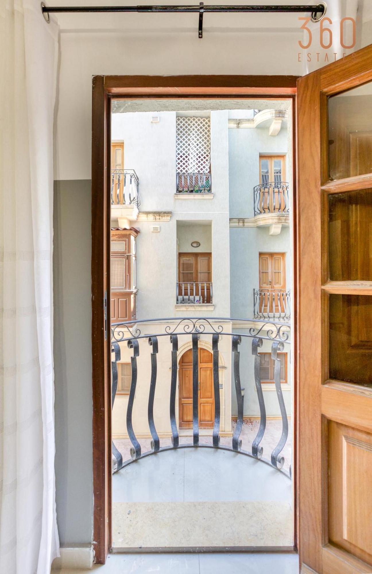Cosy & Stylish 3br In The Heart Of St'julians By 360 Estates